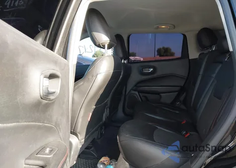 2019 Jeep Compass Trailhawk 4X4 из США, поврежденный, VIN 3C4NJDDBXKT807945